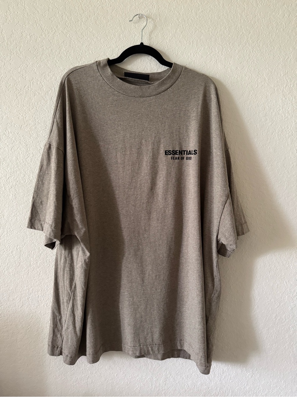 Essentials Men’s XL Tee — Taupe Brown